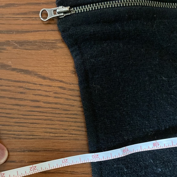 Hooded zip-up jacket/sweater - Picture 11 of 11